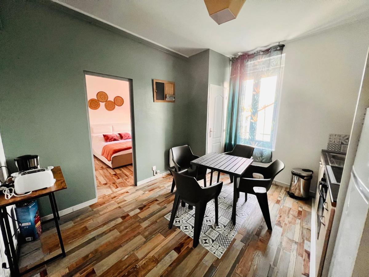 La Plume Wifi Parking Un-Sejour-A-Part Apartment Clouange Exterior photo