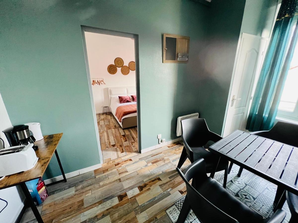 La Plume Wifi Parking Un-Sejour-A-Part Apartment Clouange Exterior photo